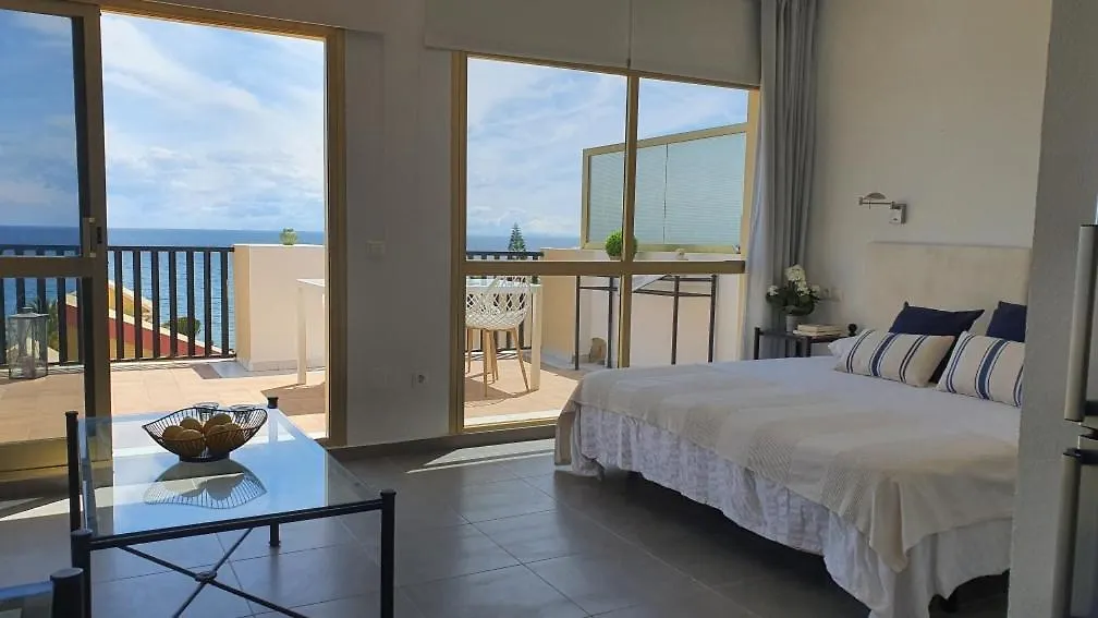 Apartamento en Marbella con vistas al mar 0*,